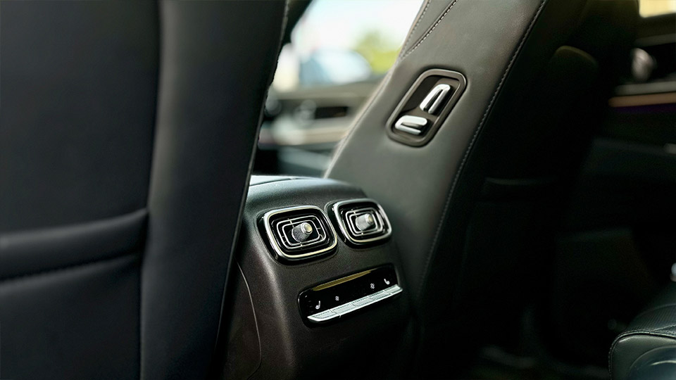 تجربه رانندگی لوکانو L8